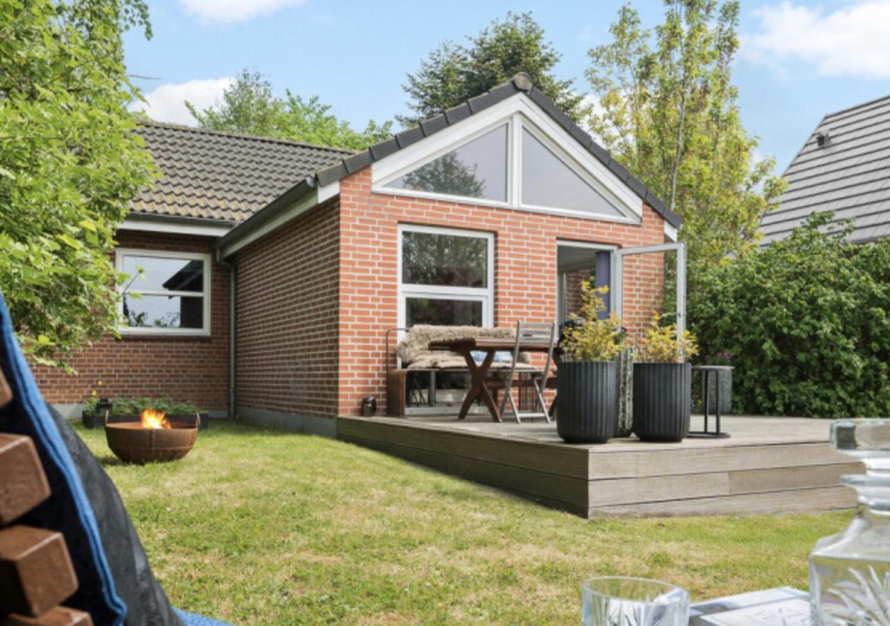 Aarhus - Cozy House, 10 Min From City Center Exterior photo